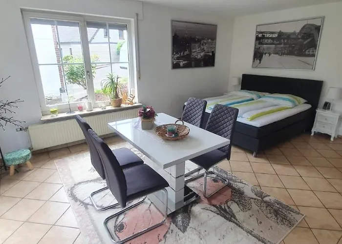 Chrissi Und Micha רמשייד